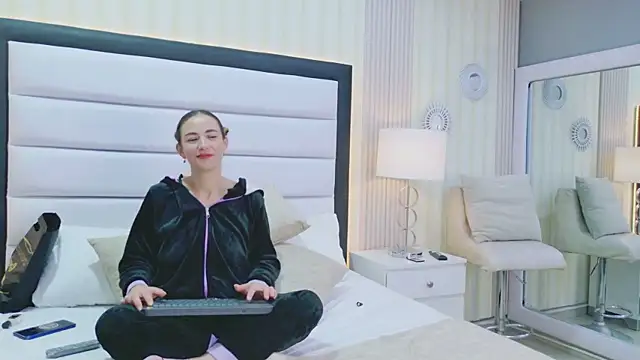 HeatherHazell webcam