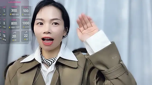 Lynnalltop-165-KeKe webcam