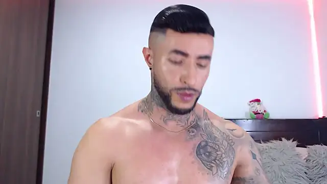 andrea_de_lucaa webcam