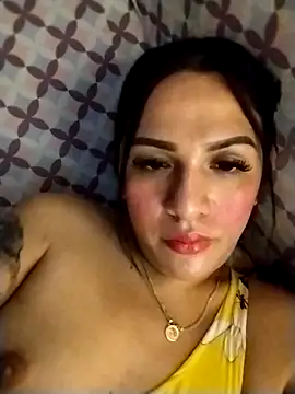 Yourbabyshane webcam