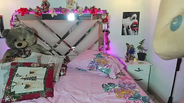 karly_moon - Karly_moon's free webcam - UK Sex Cams