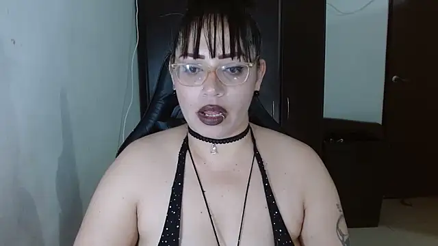 natashasmithe webcam