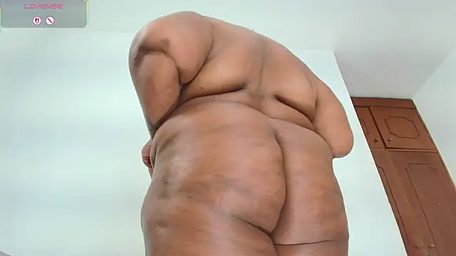 Breisy_bigboobs webcam