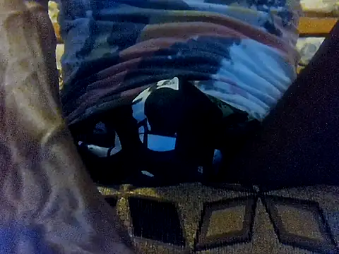 LookingLover34 webcam