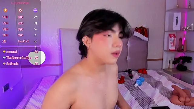 Creamy_Angelo webcam