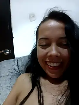 Webcam Model (MiaForever1) is live