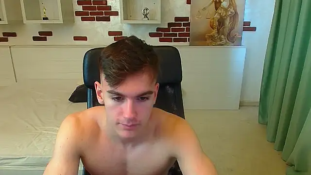 bradyflint (M twink) - Cum Show!