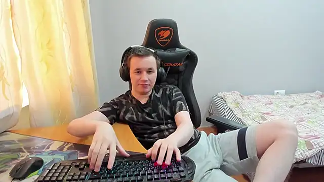 iliaskrislove webcam