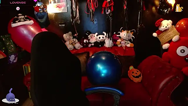 kureiji_hentaii webcam