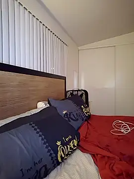 Webcam Model (lollycoco)  is live.Free join now!