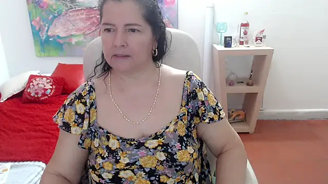 leonela_69