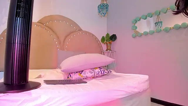 Miia_Thompsonn webcam