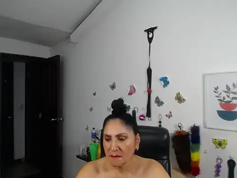 mature_bigboobs10 webcam