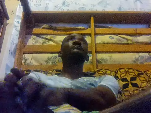 LookingLover34 webcam