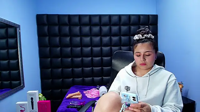 celeste_blue69 webcam