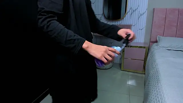 little-doll18 webcam