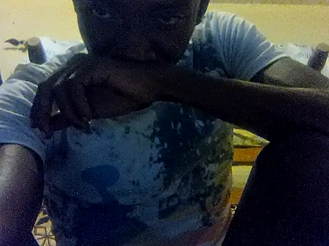 LookingLover34 webcam