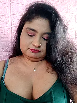 hornyriyanka - Hornyriyanka's free webcam - UK Sex Cams