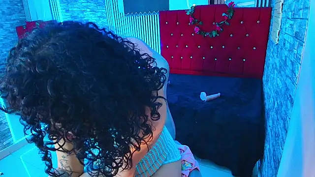 mia_hernnandez webcam