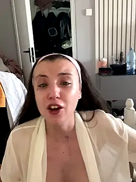 bunnythetailor webcam