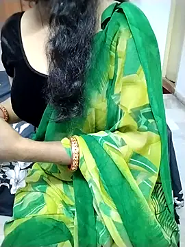 Miss_sruthi from StripChat is Freechat