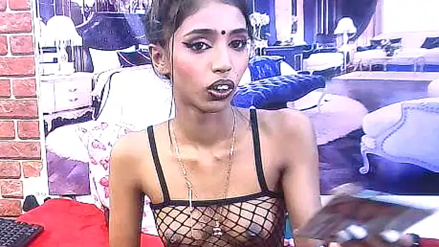 IndianSexySlender webcam