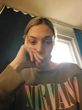 SheTheDeeevil webcam