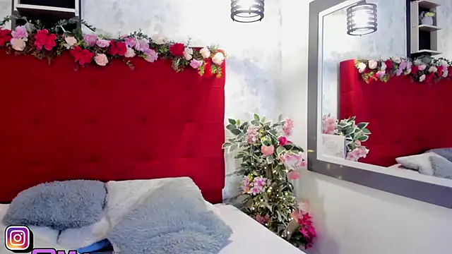 SarahEscobarr webcam