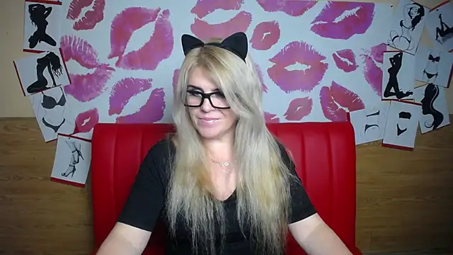 Julya_Barbi webcam