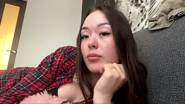 curiethana1 - CurietHana1's free webcam