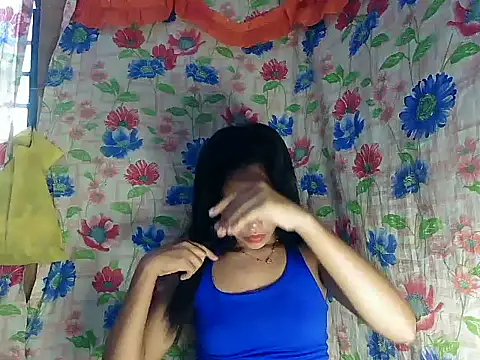 PinaySkinnyGirl webcam