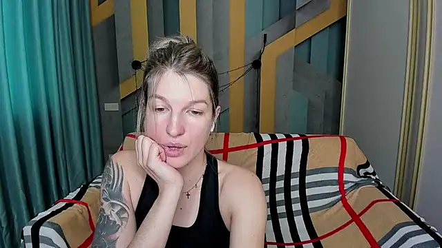 EmilyWalkeri webcam