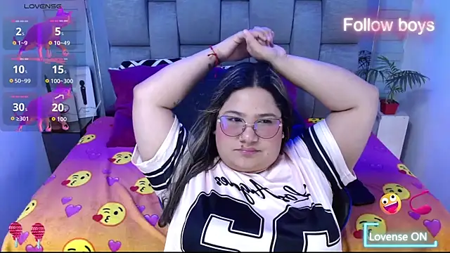 evelin_zaens - Evelin_zaens's free webcam - UK Sex Cams