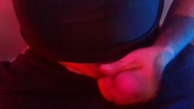 Kerrry_Caverga webcam