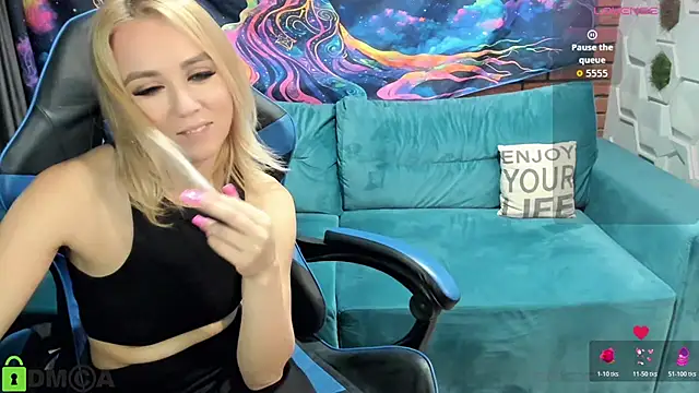 CrystalGirl99 webcam