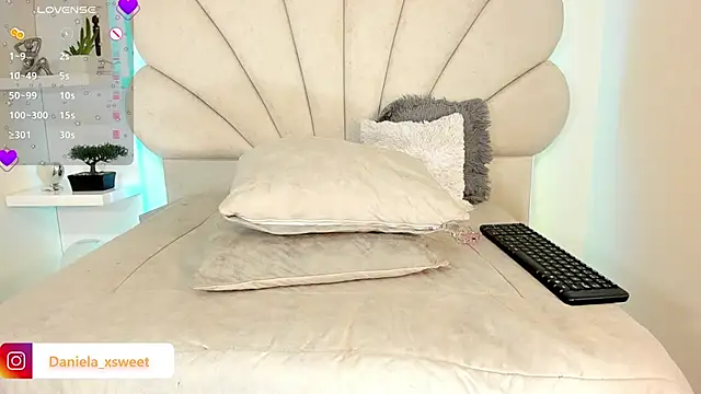 Danielaangelina webcam