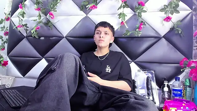 Megan_Thompson_ webcam