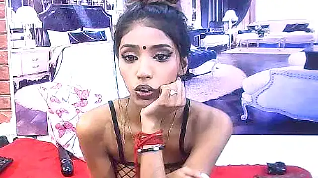 IndianSexySlender webcam