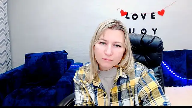 Incredible_Ariela webcam