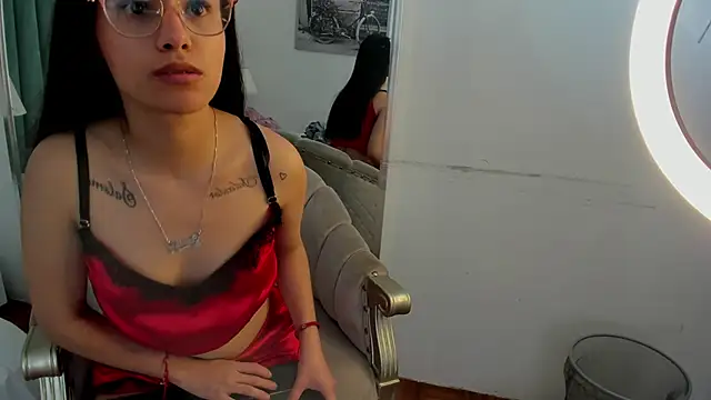 Alanha__ webcam