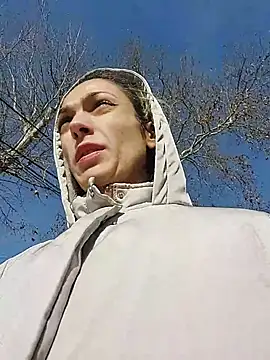 SheTheDeeevil webcam