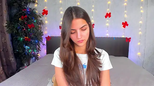 Milana_Crystal_ webcam