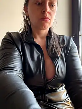 ladywithbigass webcam