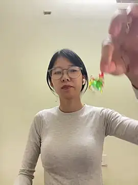 Webcam Model (meomeo2k6)  is live.Free join now!