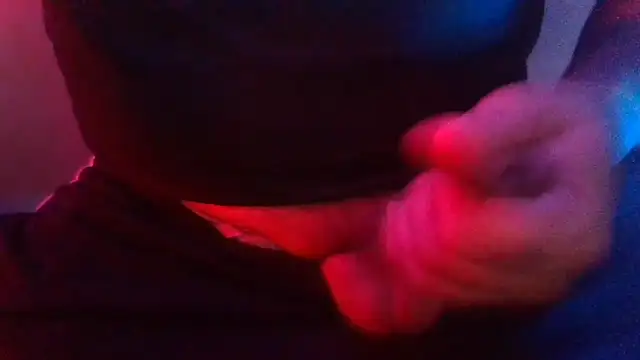 Kerrry_Caverga webcam