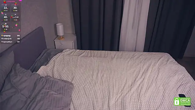 EarnestineGyllenband webcam