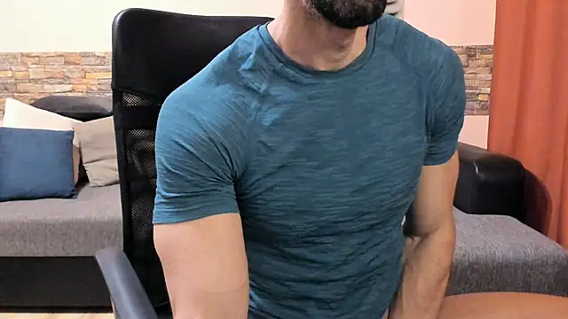 HotHunkTrainer webcam