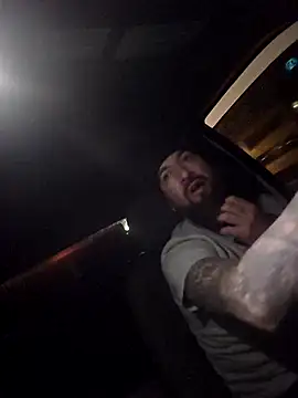 Beardedtattood webcam