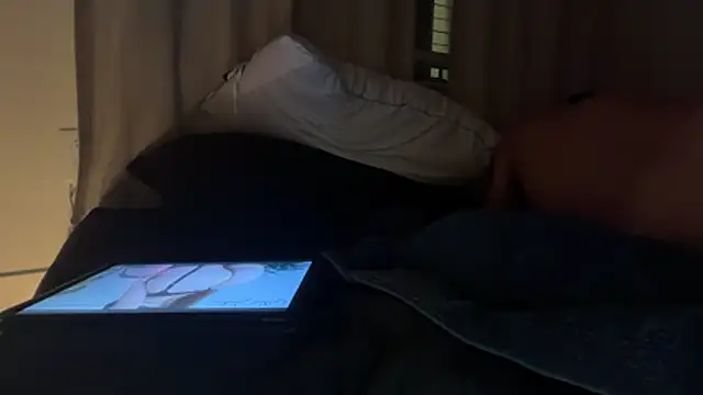 sethhtx713 live cam screenshot male on Wusca – Live Webcams, Replays & GIFs