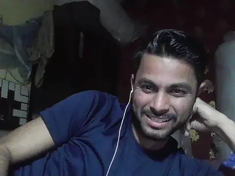 Stubborndesiboy webcam